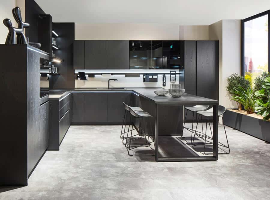 Bespoke modern kitchen designers in Bagshot